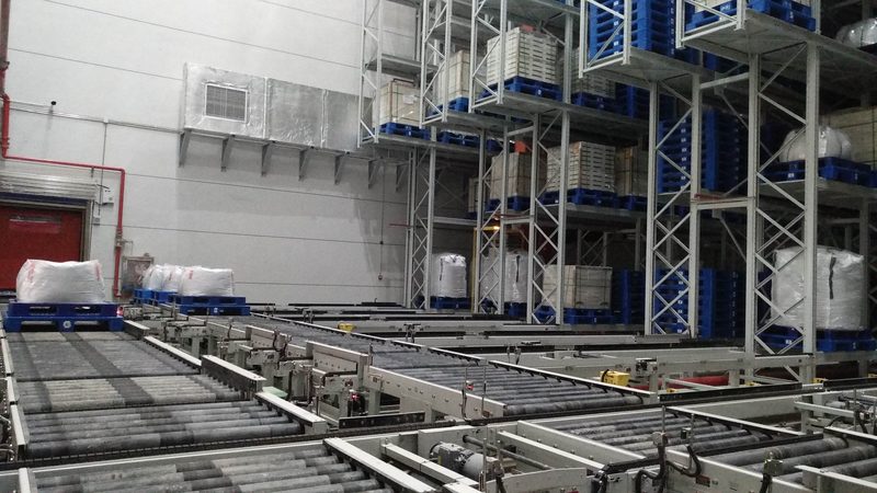 医药行业穿梭车货架：规格参数解析与选型要点